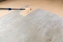 Jaką farbą pomalujemy betonową podłogę w garażu? 